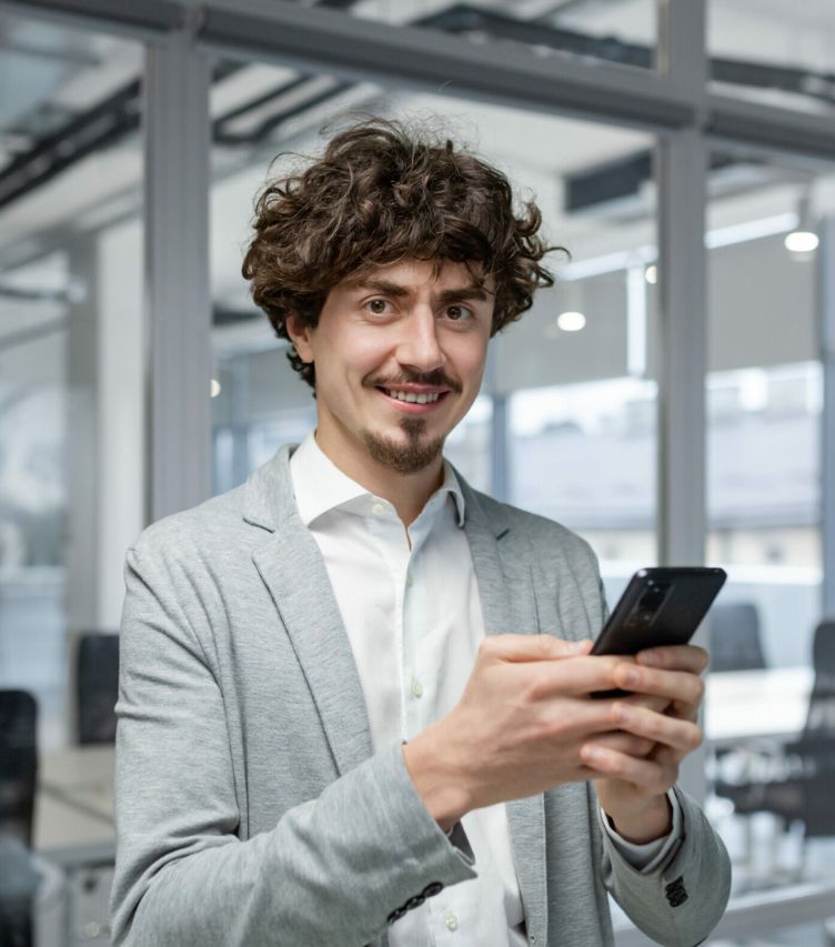 Service de télécommunication - Automate d'appels -Plug & Tel